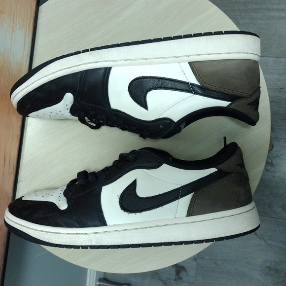 Mens Air Jordan 1 Low Mocha 9.5 - Picture 7 of 9